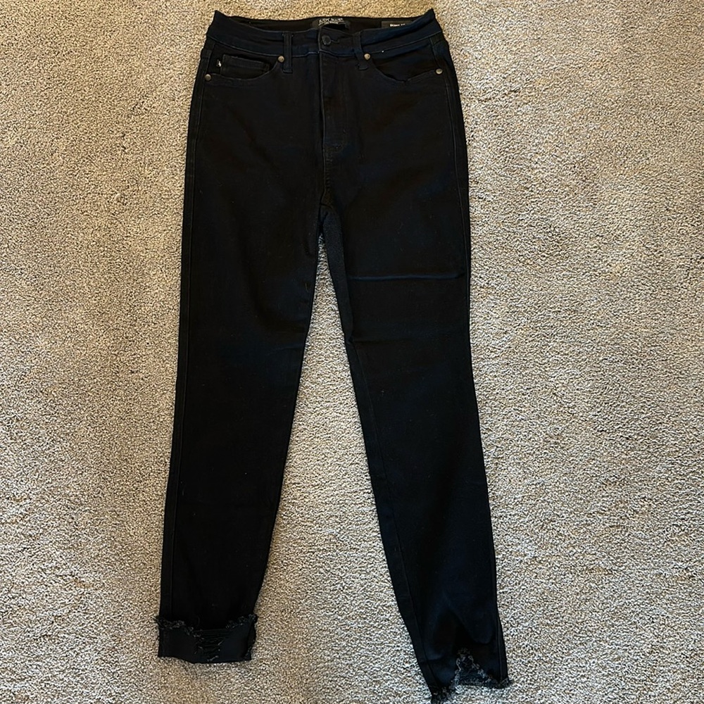 New without tags Judy Blue skinny fit black ankle distressing size 9/29
